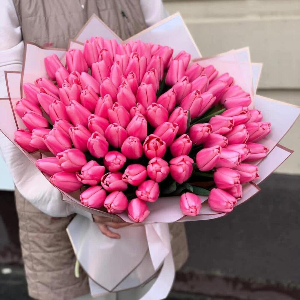 Розовые тюльпаны  — свежие цветы с доставкой